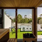 Bauhaus Wellness 102 *