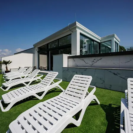 Daire Bauhaus Wellness 102 *